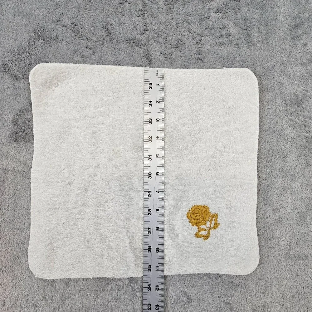 Vintage Dundee Rose Gold Embroidered Towel Set 1 Bath 1‎ Hand 2 Washcloths USA